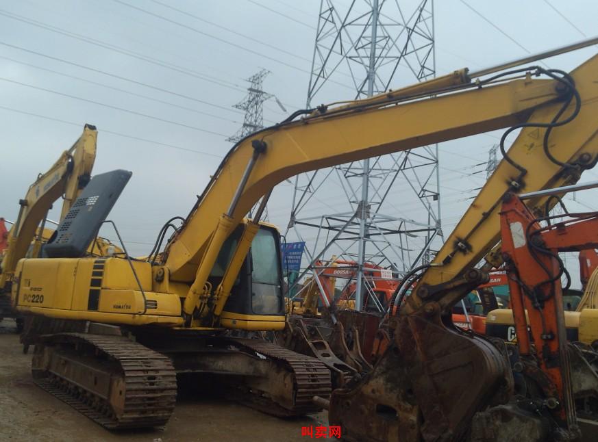 2手小松220挖掘机 最新报价 正品二手小松挖掘机